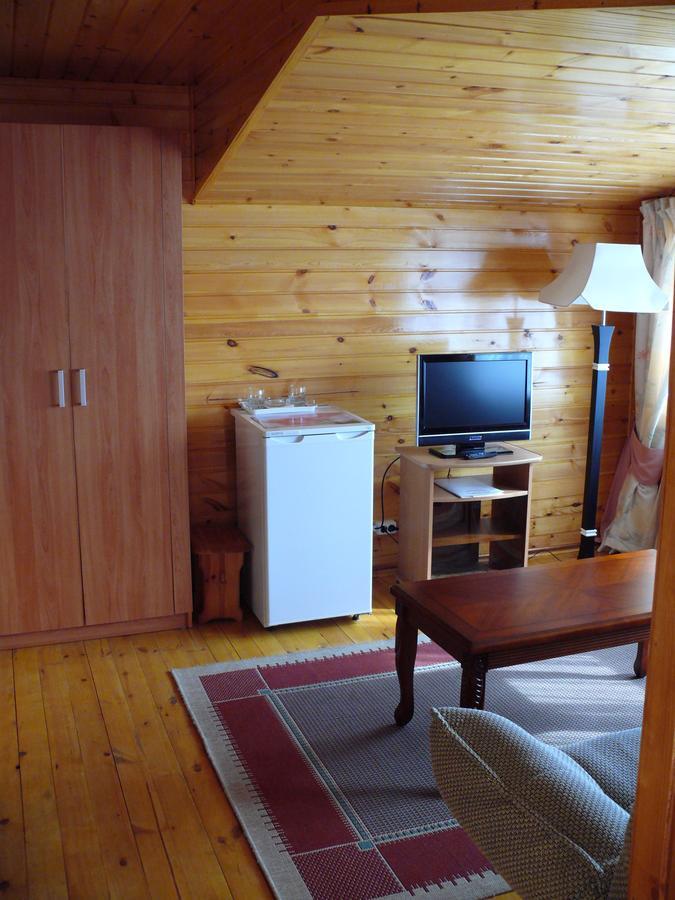 Mini-Hotel U Ozera Listvjanka Exteriör bild